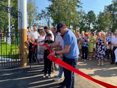 В Кромах прошли праздничные мероприятия, посвященные 80-летию  освобождения района от фашистских захватчиков и 95-летию со дня его образования