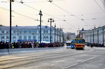 В Орле открылось движение по реконструированному Красному мосту